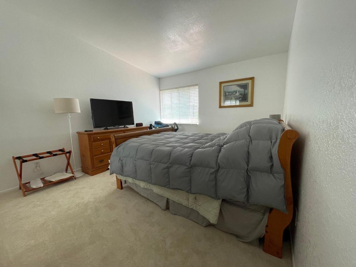 Ploy Apartment Monterey Park Exterior photo